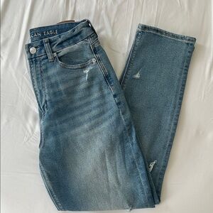 American Eagle Outfitters Women's Curvy Mom Jeans